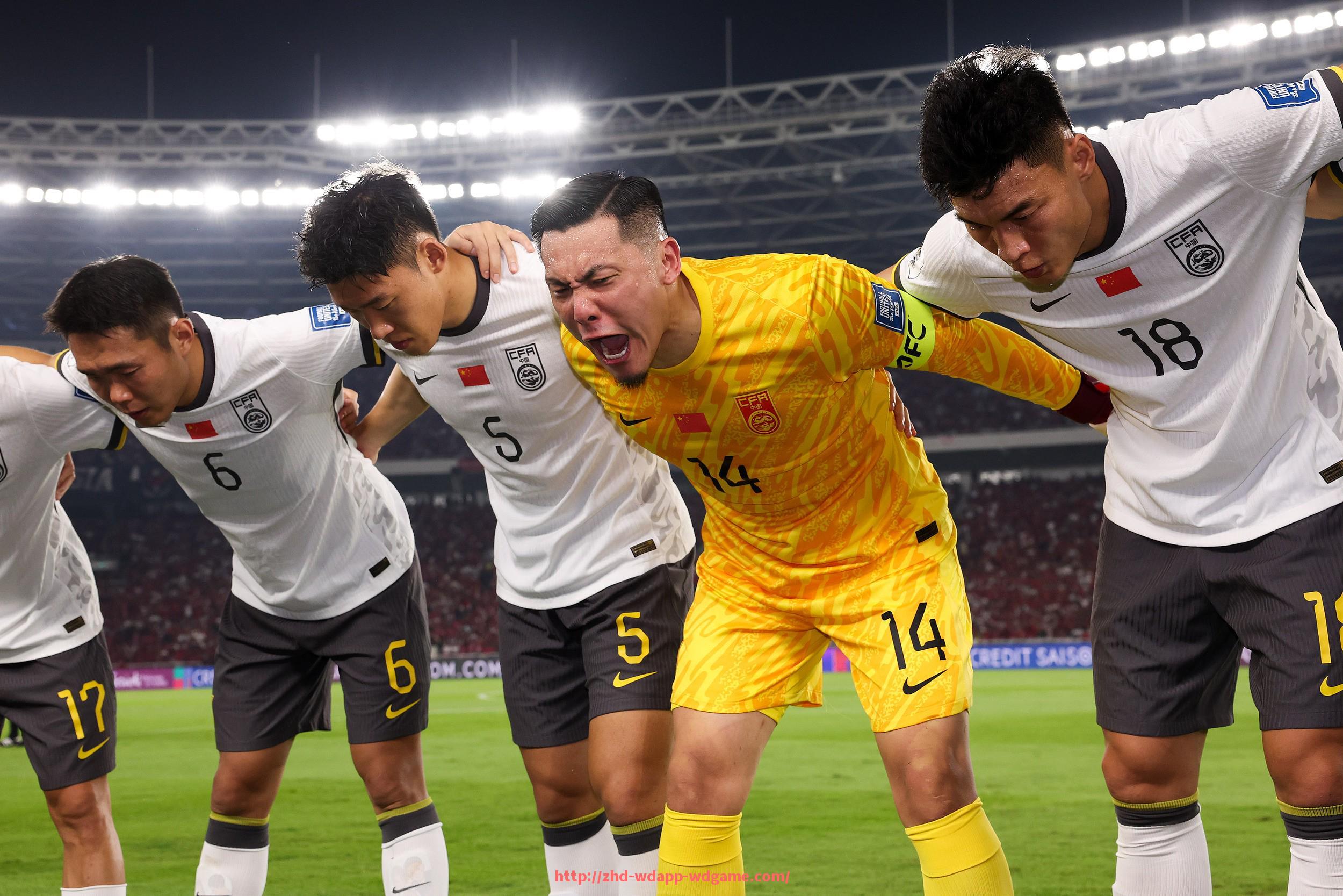 问鼎娱乐官网-马竞与意甲球队历史交锋回顾与战术对比分析